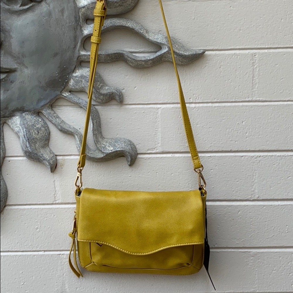 Crossbody bag